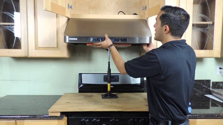 chọn ví trí lắp đặt máy hút mùi Bosch phù hợp