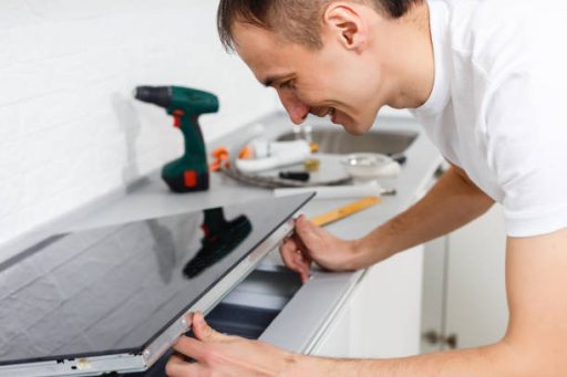 Địa chỉ thay mặt kính bếp từ Taka