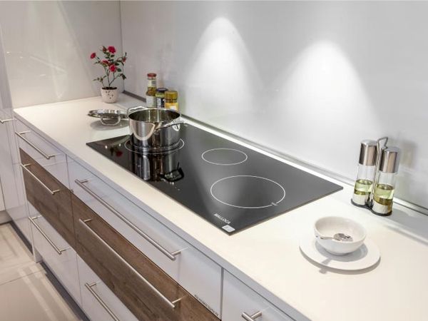 bố cục bếp từ Malloca