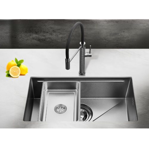 anh chau rua bat grandx gx7845v volcano 2