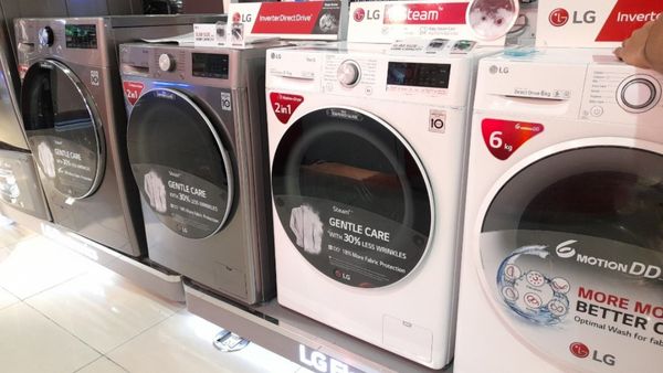 Cửa hàng máy giặt, sấy tại khu đô thị Đại Thành – Trung Đô