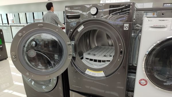 Cửa hàng máy giặt, sấy tại khu đô thị Golden City Vinh